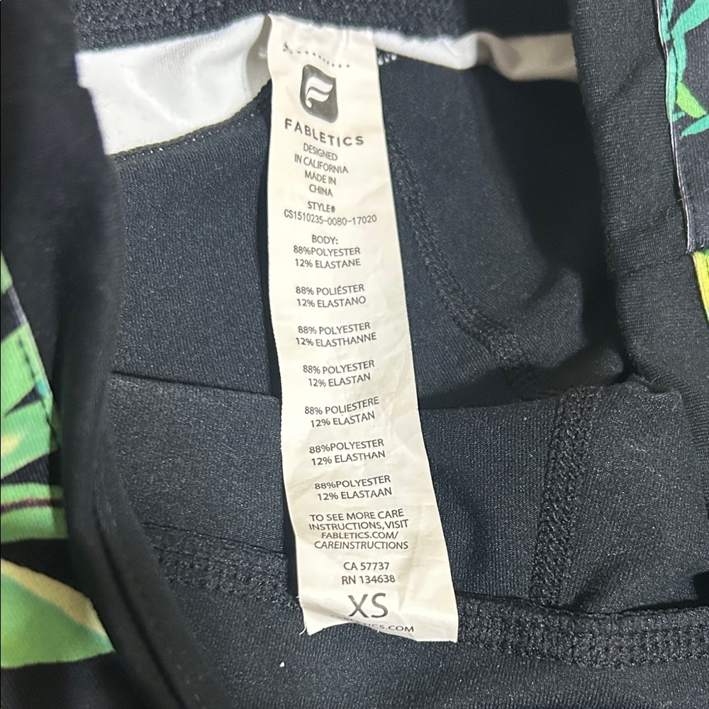 Fabletics Camacan Capri - Picture 6 of 7